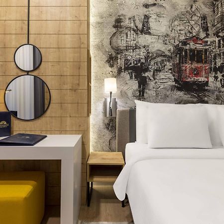 Days Inn & Suites By Wyndham Esenyurt 伊斯坦布尔 外观 照片