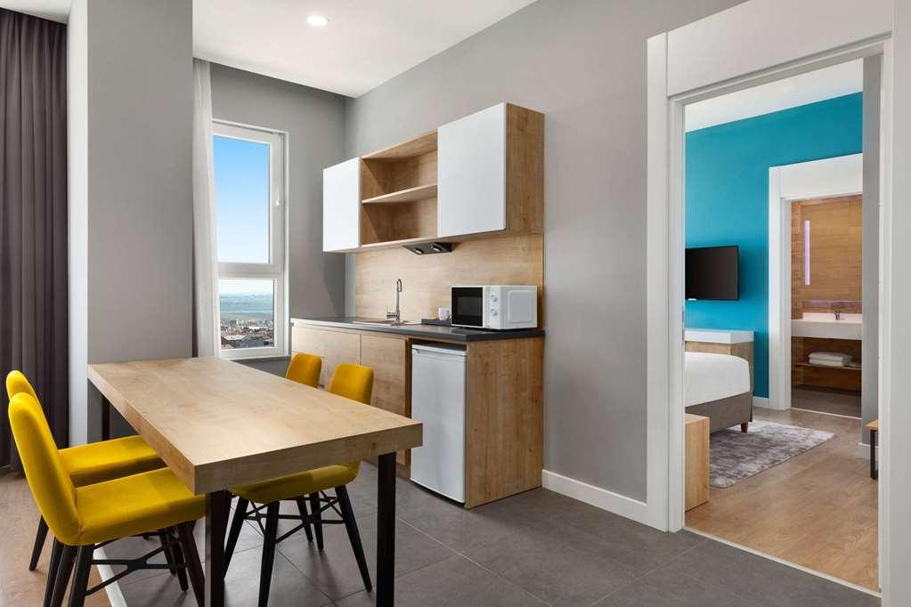 Days Inn & Suites By Wyndham Esenyurt 伊斯坦布尔 客房 照片
