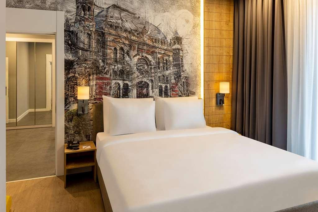 Days Inn & Suites By Wyndham Esenyurt 伊斯坦布尔 客房 照片