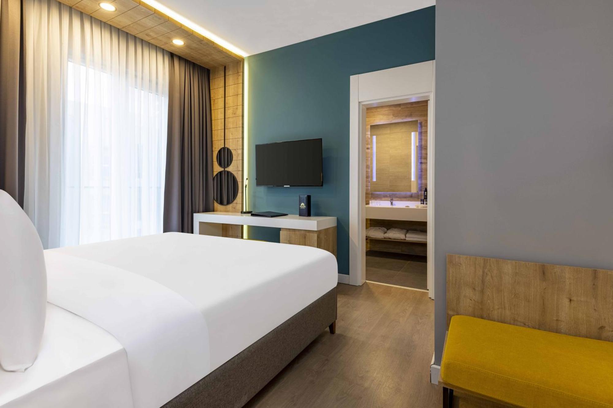 Days Inn & Suites By Wyndham Esenyurt 伊斯坦布尔 外观 照片