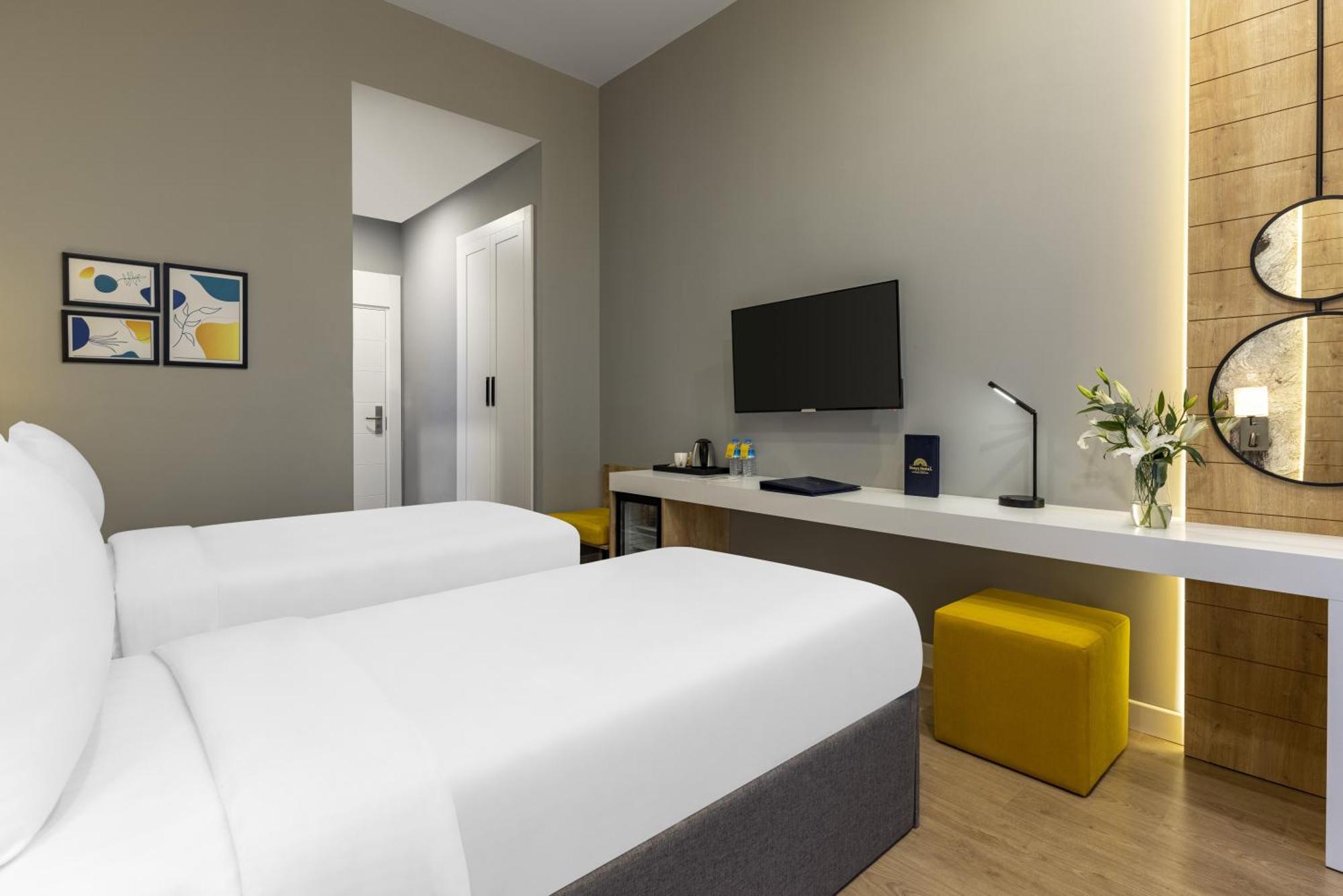 Days Inn & Suites By Wyndham Esenyurt 伊斯坦布尔 外观 照片